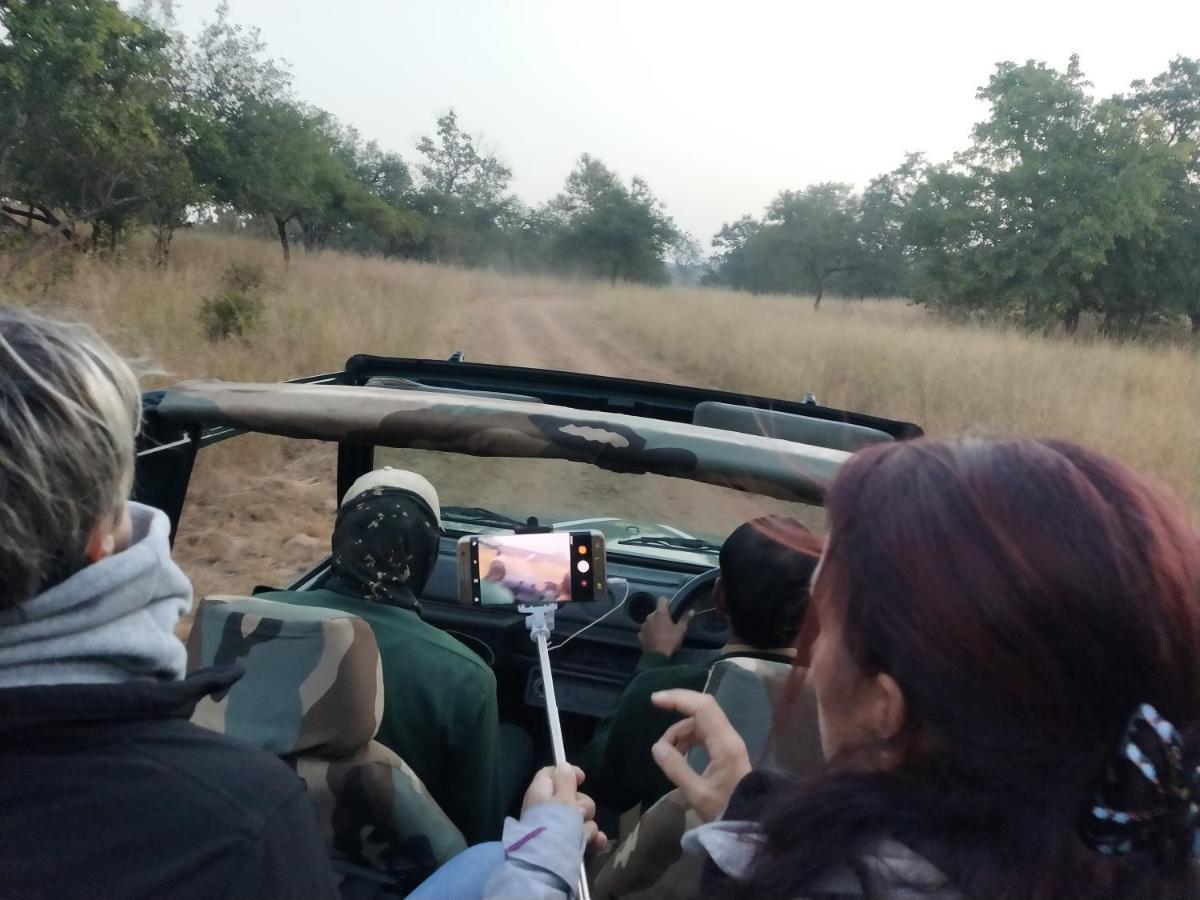 Mini Homestay Khajurāho エクステリア 写真